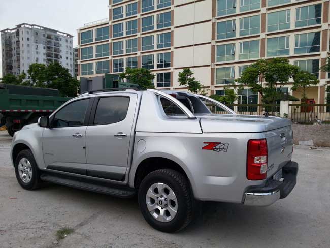 Nắp thùng xe bán tải Chevrolet Colorado
