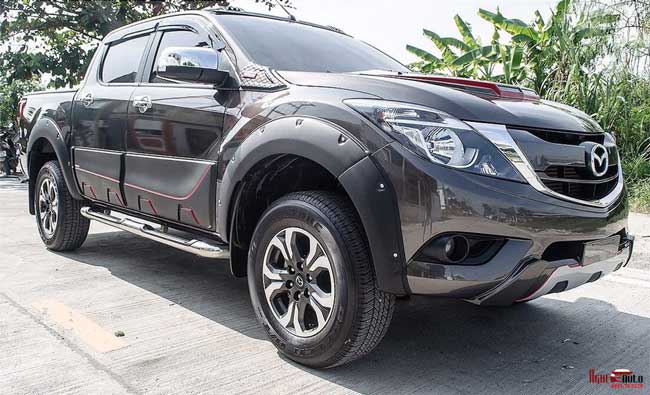 Ốp sườn xe Mazda BT50