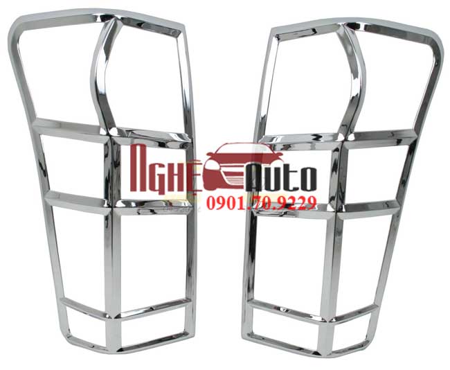 vien-den-hau-ma-crom-cho-isuzu-d-max-mau-01