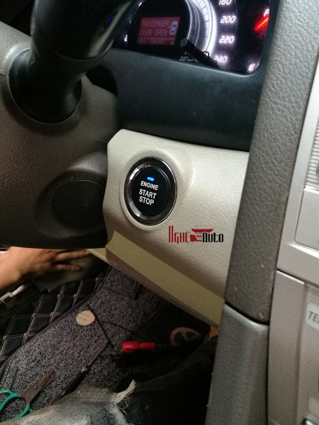 Chìa khóa thông minh start stop xe Toyota Camry 2010