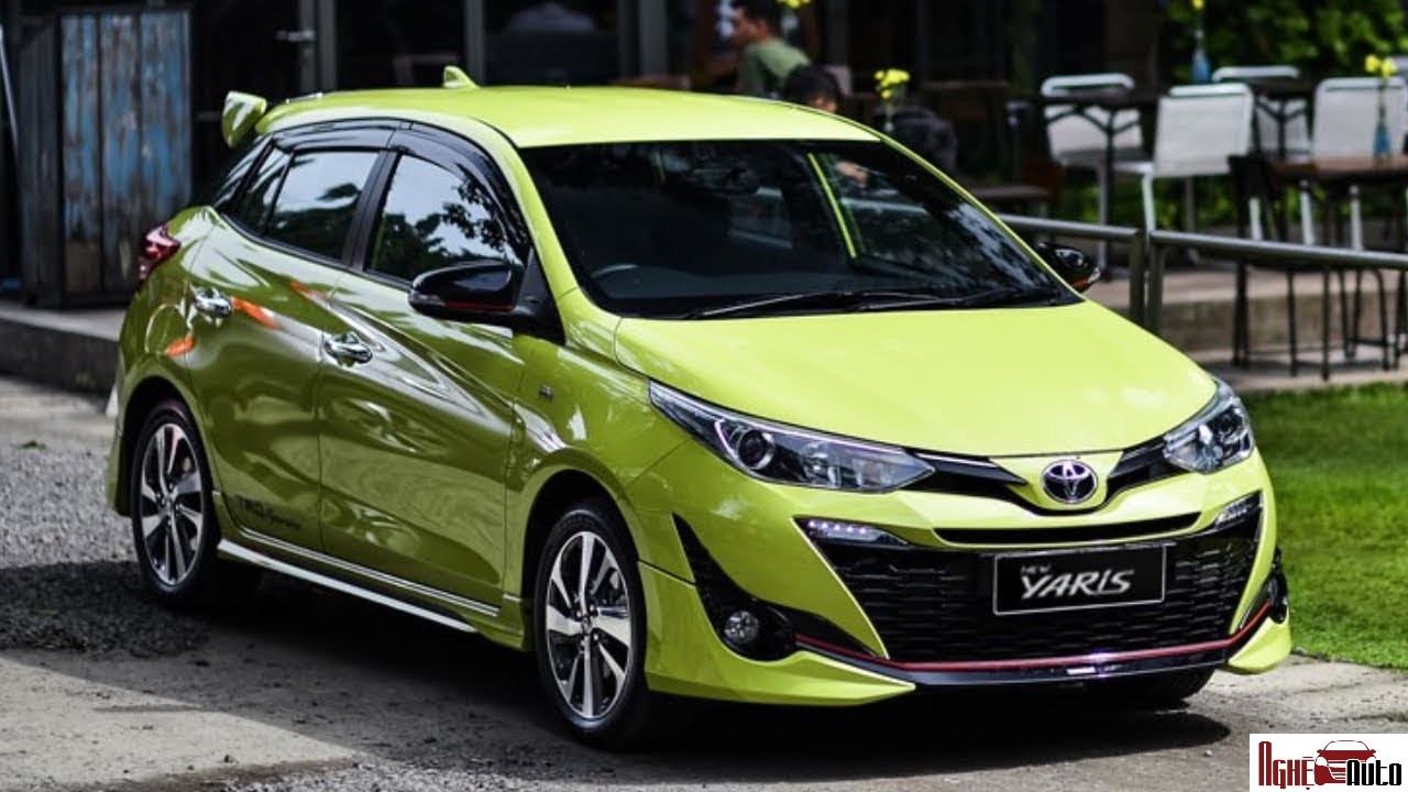  Dán phim cách nhiệt ô tô cho xe Toyota Yaris