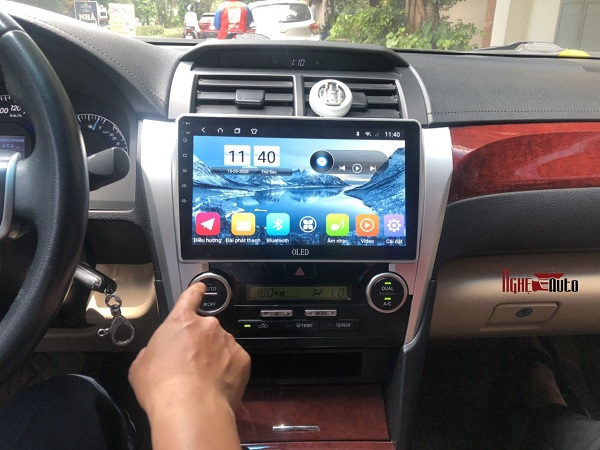 Màn hình DVD Android Oled cho Toyota Camry 2014