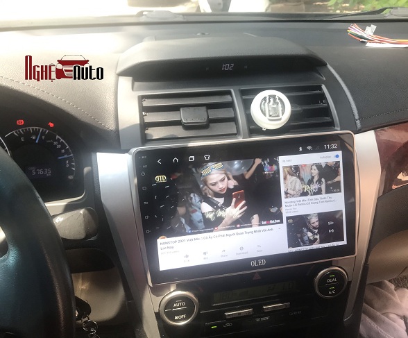 Màn hình DVD Android Oled cho Toyota Camry 2014