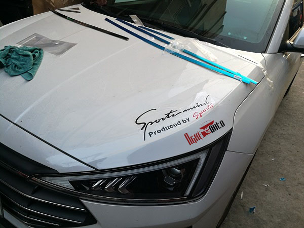 Nẹp chân kính, cong kính cho Hyundai Elantra 2019