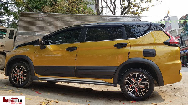 Nẹp sườn xe Xpander bản to