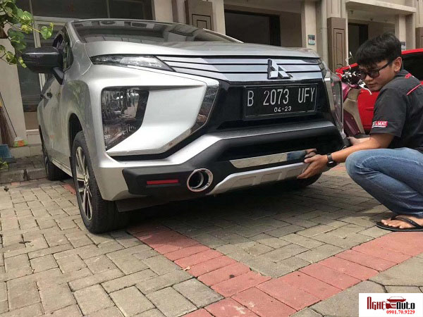 Ốp cản trước sau Mitsubishi Xpander