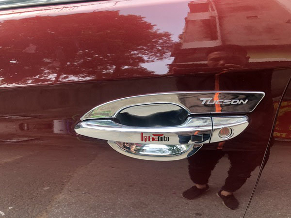 ốp hõm cửa cho xe hyundai tucson 2019