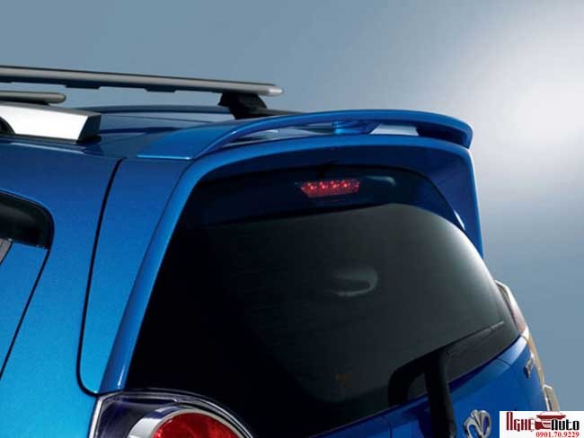 Đuôi gió trên kính hậu cho Chevrolet Spark