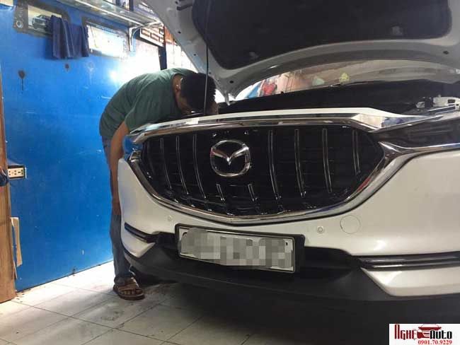 Mặt ca lăng cho xe Mazda CX5 2018