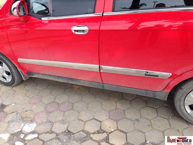Nẹp sườn xe Chevrolet Spark 2015