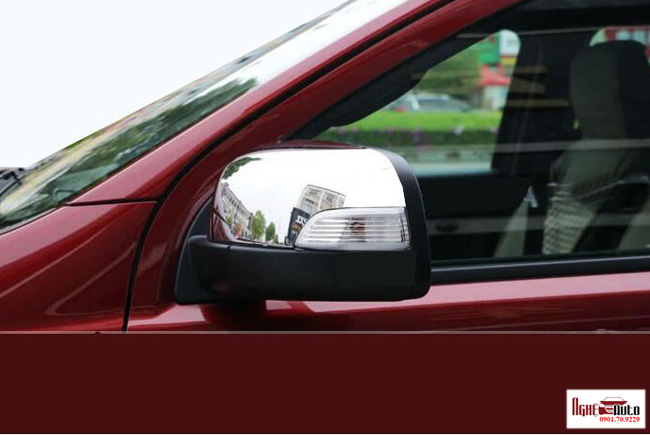 Ốp gương theo xe Ford Everest 