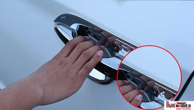 Ốp hõm cửa cho xe Hyundai Kona 2018