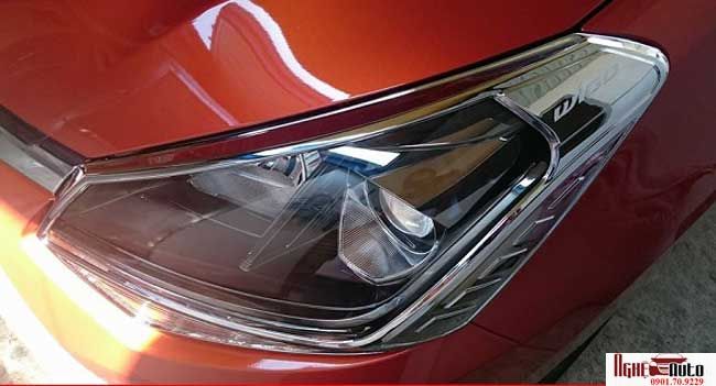 Viền đèn pha mạ crom Toyota Wigo 2018 2019 