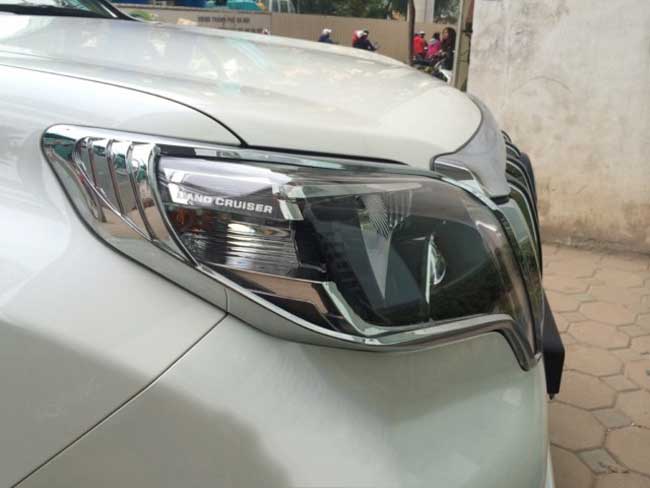 Viền đèn pha Toyota Landcruiser Prado